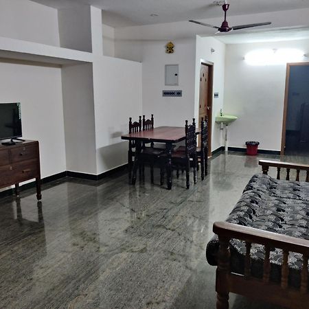 Tulip Villa 3Bhk 2Bhk And 1Bhk Located Near Chunnambar Boat House And Paradise Beach Pūrnānkuppam Екстериор снимка