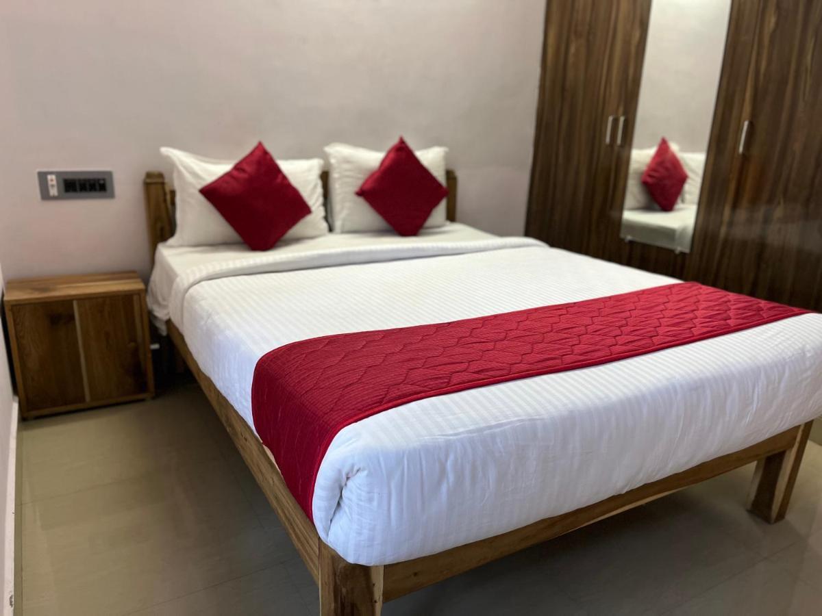 Tulip Villa 3Bhk 2Bhk And 1Bhk Located Near Chunnambar Boat House And Paradise Beach Pūrnānkuppam Екстериор снимка