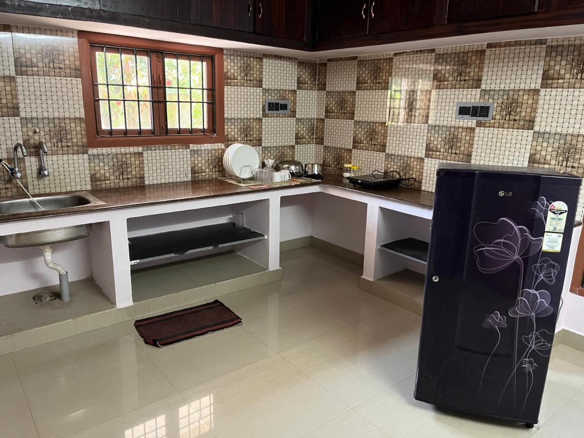 Tulip Villa 3Bhk 2Bhk And 1Bhk Located Near Chunnambar Boat House And Paradise Beach Pūrnānkuppam Екстериор снимка